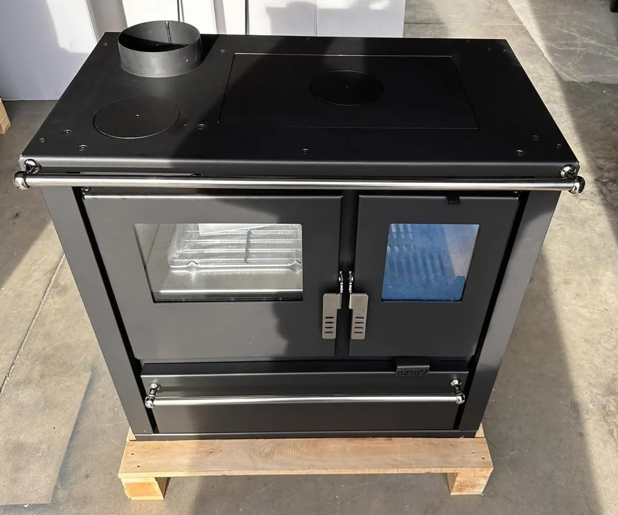 Poêle à bois Verso Cs Plus à gauche 7,7 kW grand compartiment de cuisson acier inoxydable