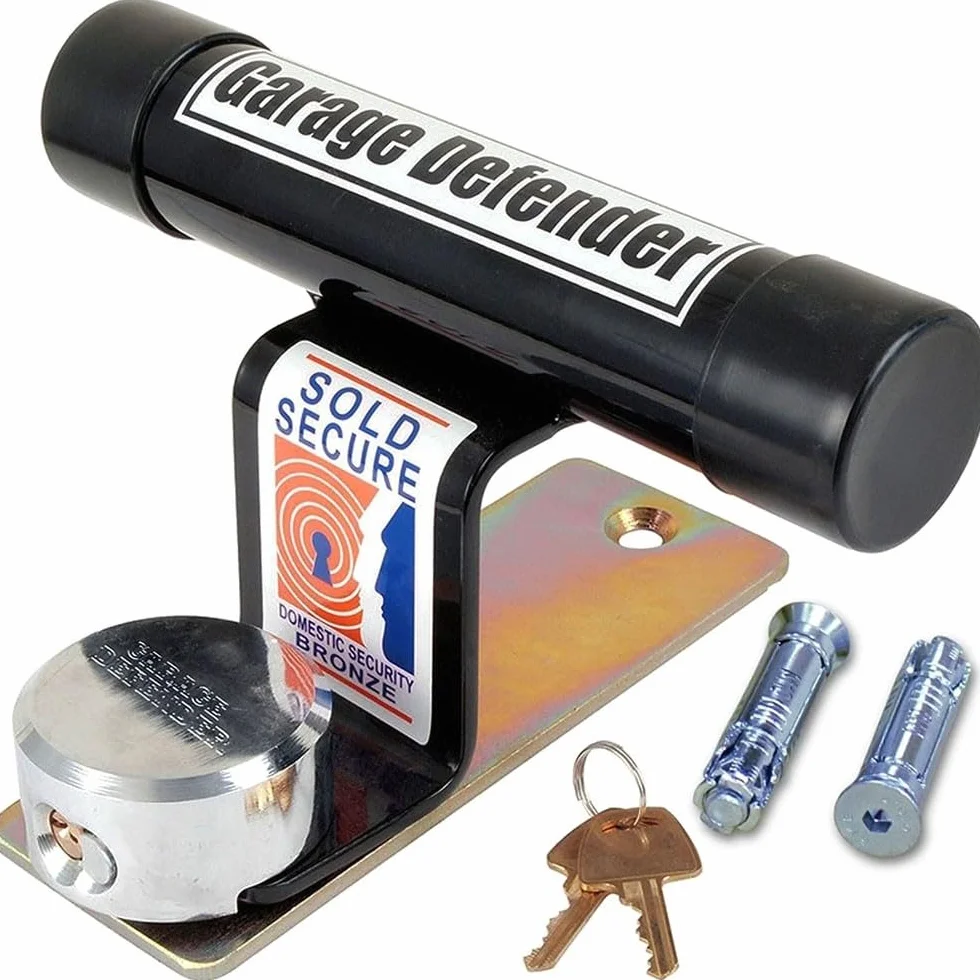 PJB Garage Defender Master Noir avec verrou