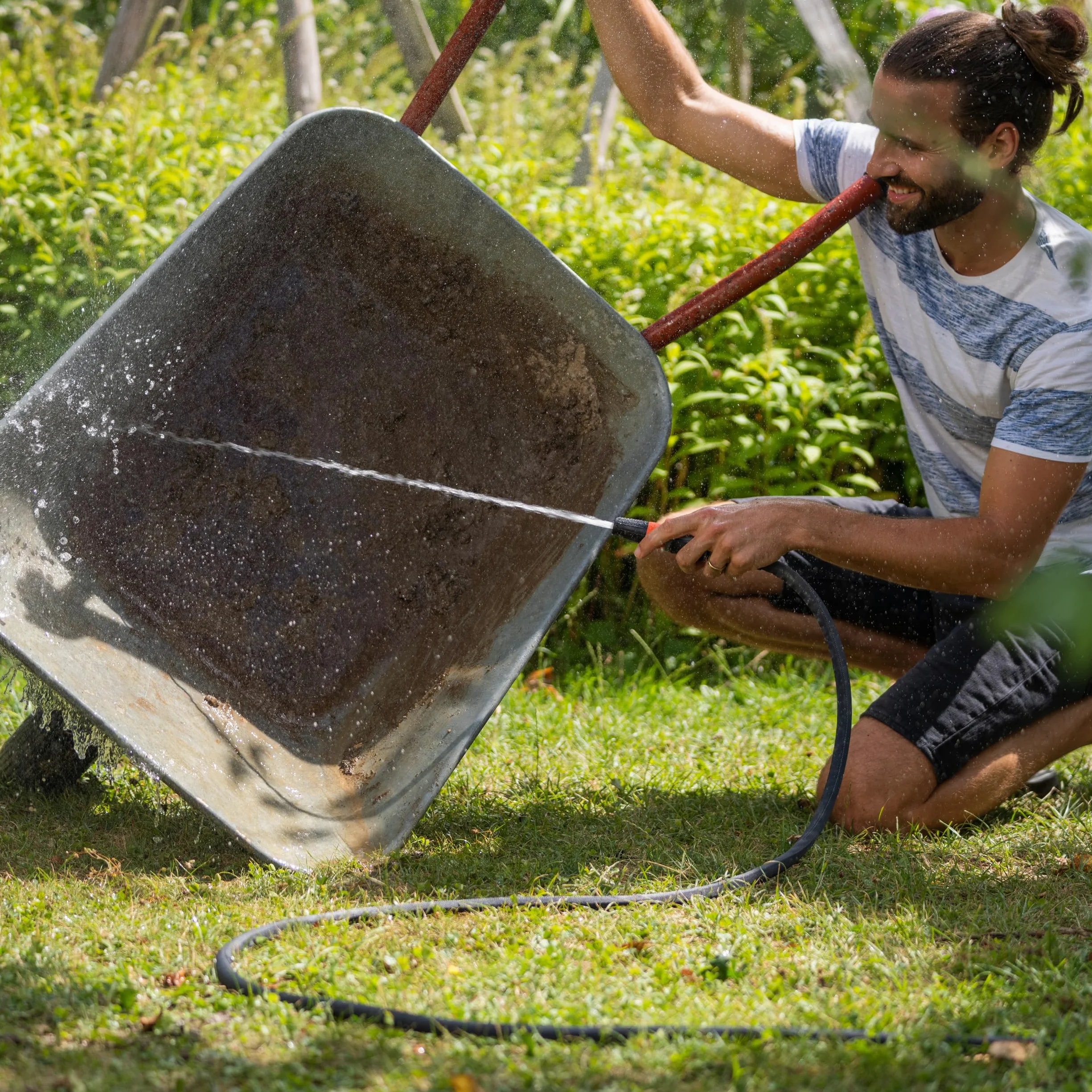 GARDENA Groupe de surpression 4600 Silent Pompe Irrigation automatisée eau domestique 25% consommation énergie moins 9070-20