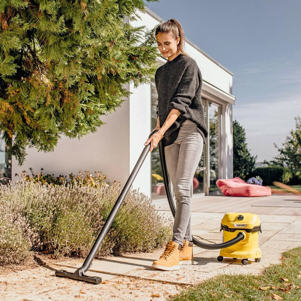 KÄRCHER Aspirateur Eau et Poussières WD 2 Plus V-12/4/18/C, 1000 W, Cuve PVC 12 l, Jaune