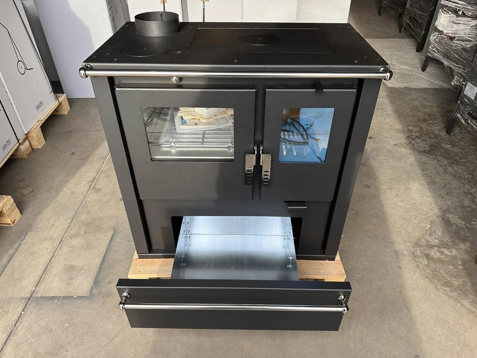 Poêle à bois Verso Cs Plus à gauche 7,7 kW grand compartiment de cuisson acier inoxydable