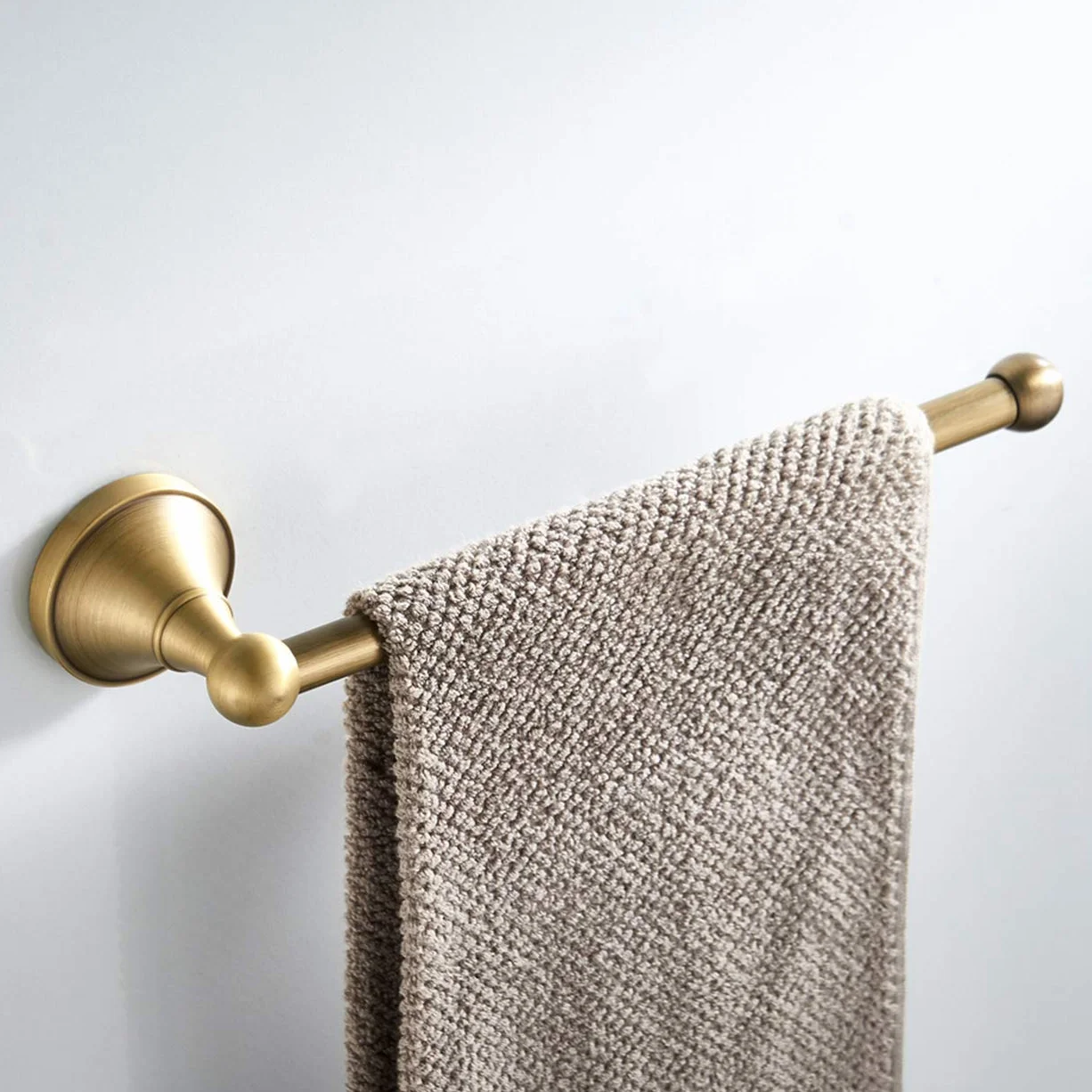 Flybath Porte-Serviettes et Porte-Papier hygiénique en Laiton brossé pour Salle de Bain