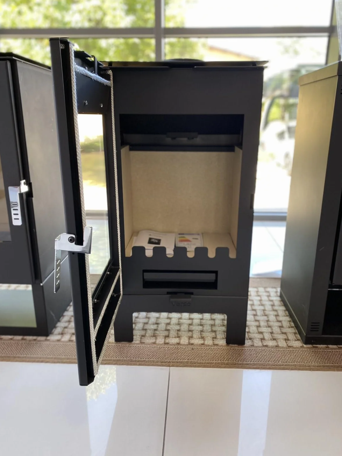 Poêle à bois puissant 7,5 kW Verso Ina L chauffage efficace robuste élégant