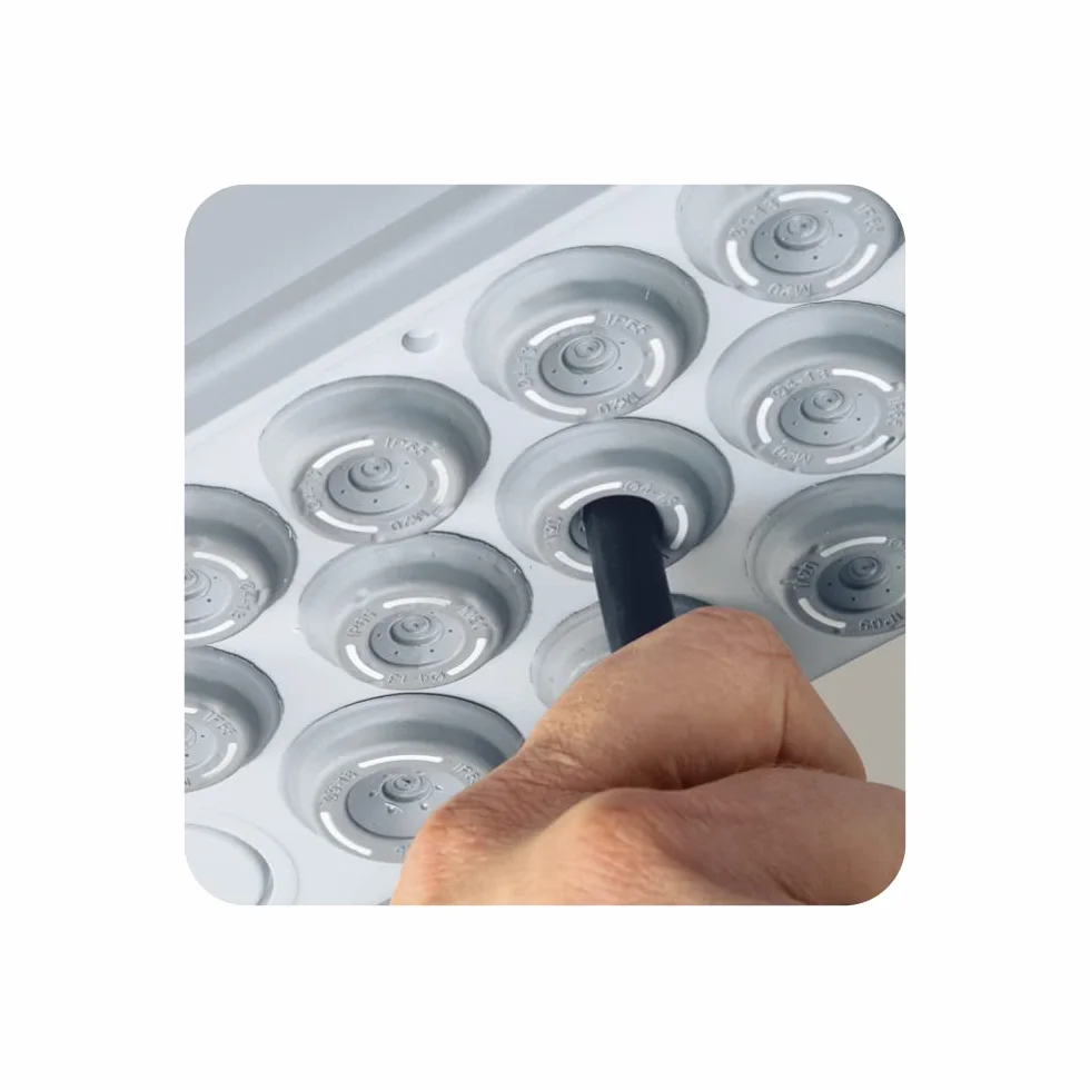 Legrand Plexo Boîte à fusibles en saillie IP65 IK09 1 rangée 12 modules 282 x 340 x 141 mm