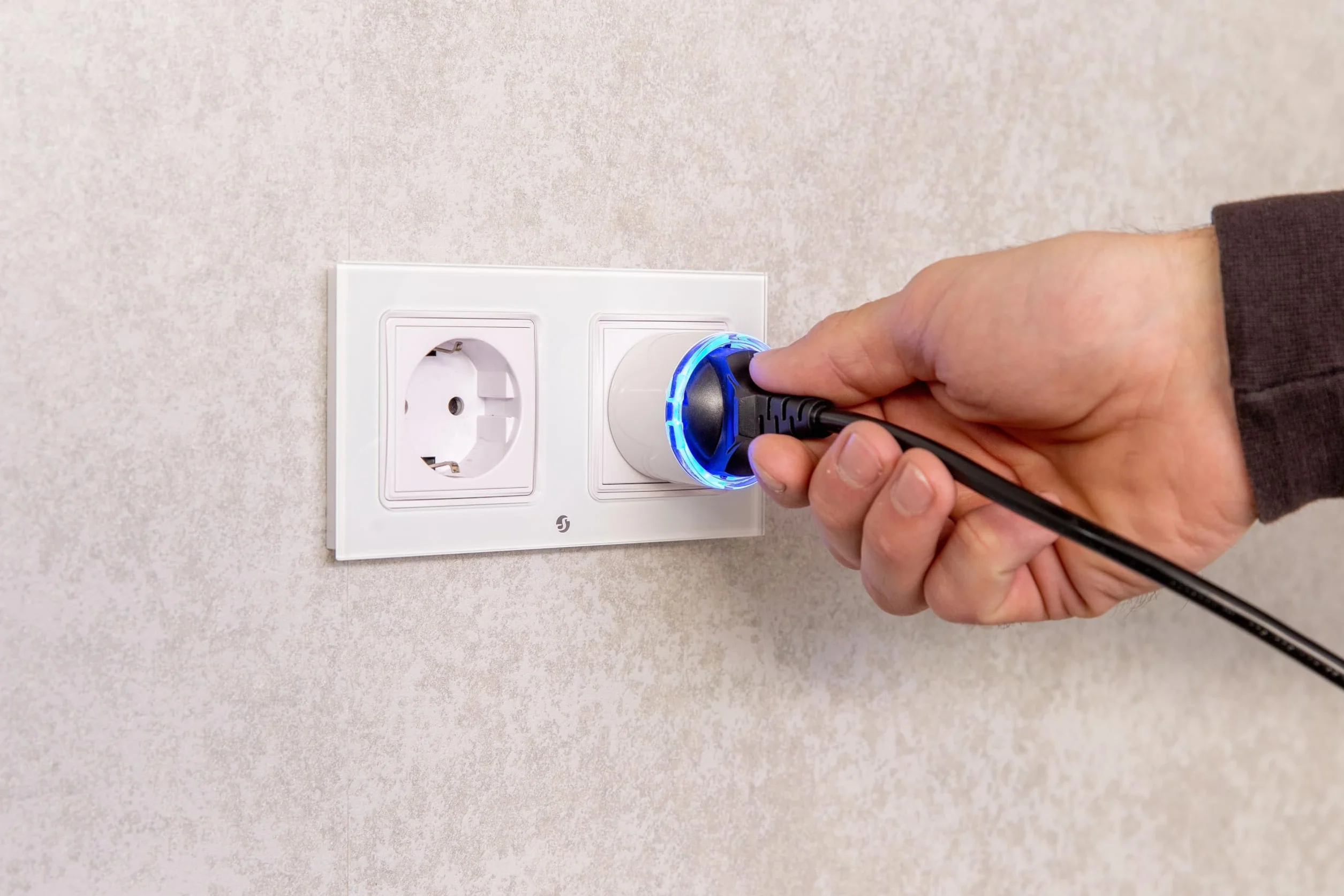 SHELLY Plug S Gen3 Wi-Fi Prise de courant Matter Blanc 3 pièces