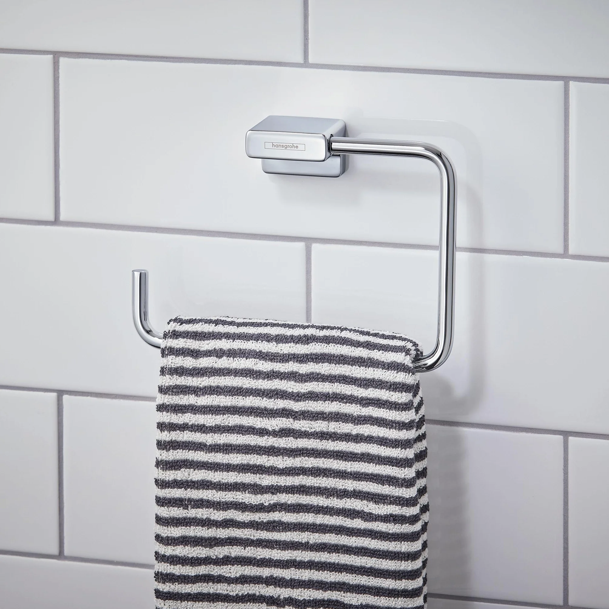 hansgrohe AddStoris Anneau porte-serviettes chromé fixation cachée