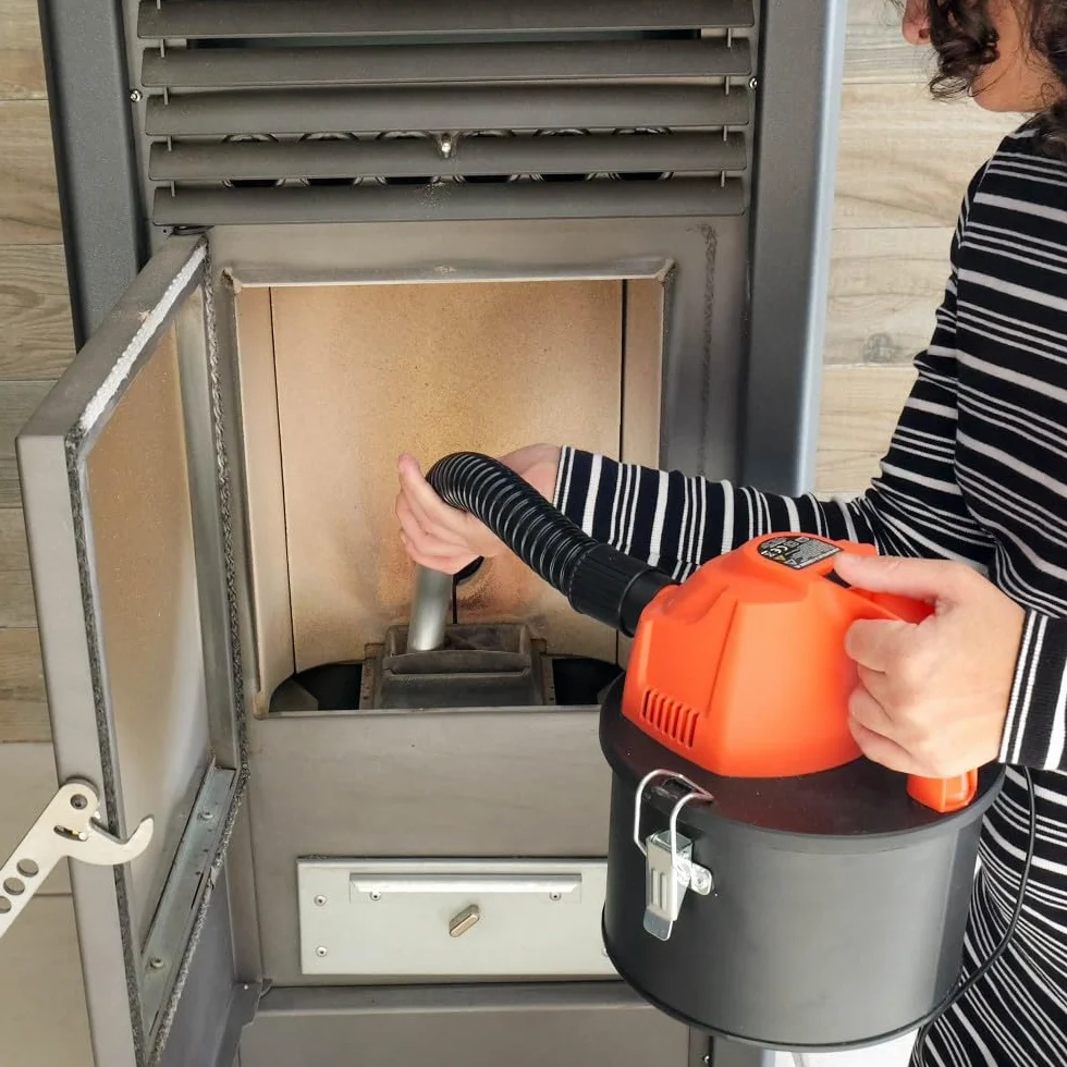 Aspirateur à cendres 800W 4L pour poêle à granulés avec embouts