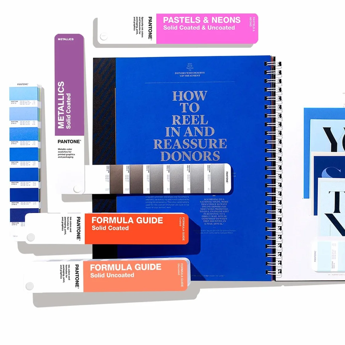 Pantone Guide Solides GP1605B Ensemble Gamme Couleurs Ponctuelles pour Graphiques Impression
