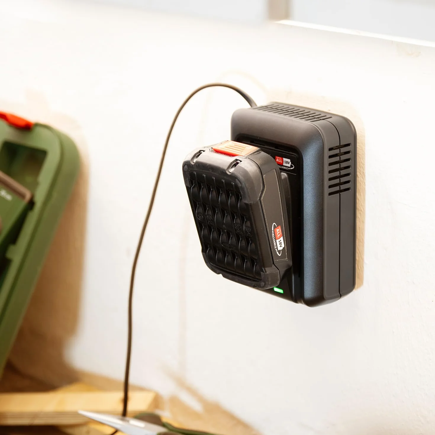 Bosch Starter Set 18V batterie et chargeur rapide Lithium-Ion 2,5 Ah POWER FOR ALL